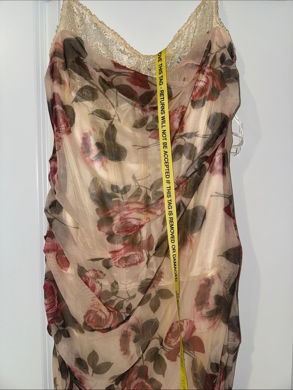 ALIAVA Evita Italian Rose Print Corset Maxi Dress (Rose Print) - Picture 6 of 9